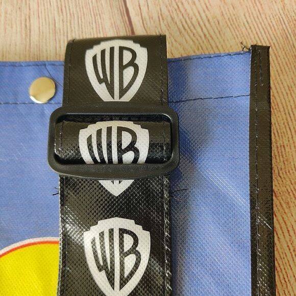 2022 Comic Con DC superhero swag bag with adjustable strap - Picture 6 of 9